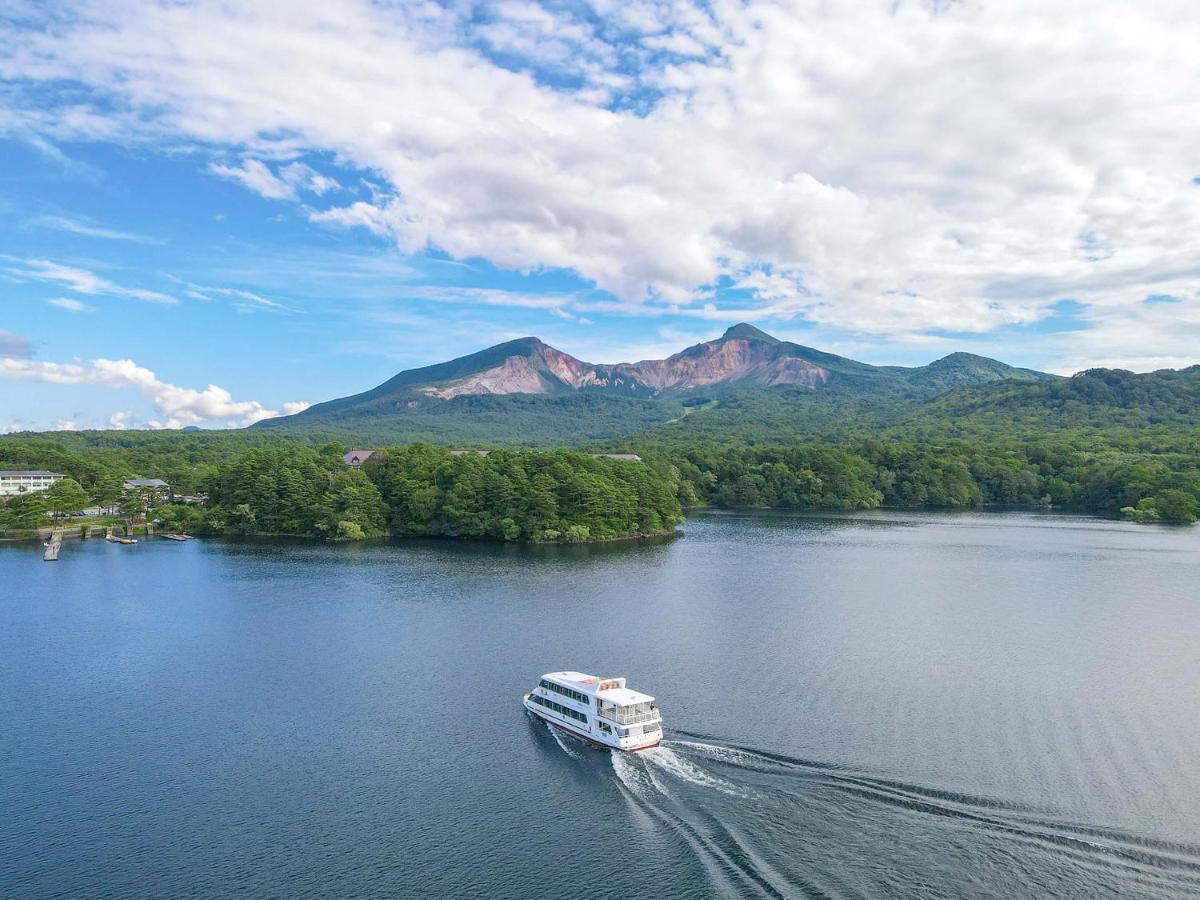 Urabandai Lake Resort Goshiki No Mori Kitashiobara Exteriör bild